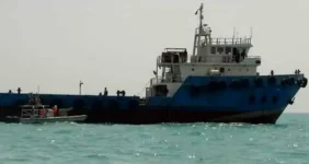 خروج اولین نفتکش حامل گاز از خلیج فارس
