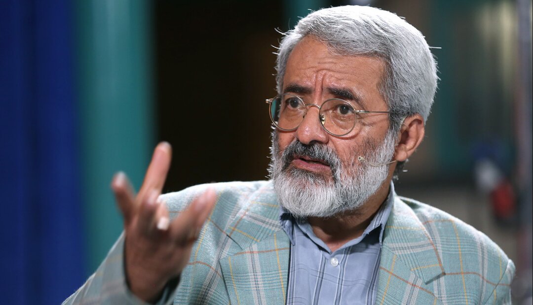 سلیمی‌نمین به تندروها: ادعای «دور زدن رهبری در مذاکرات» سست، ناشایست و جفاست/ دشمن می‌خواهد با فشار روانی، برنامه مذاکره‌کنندگان ما لو برود