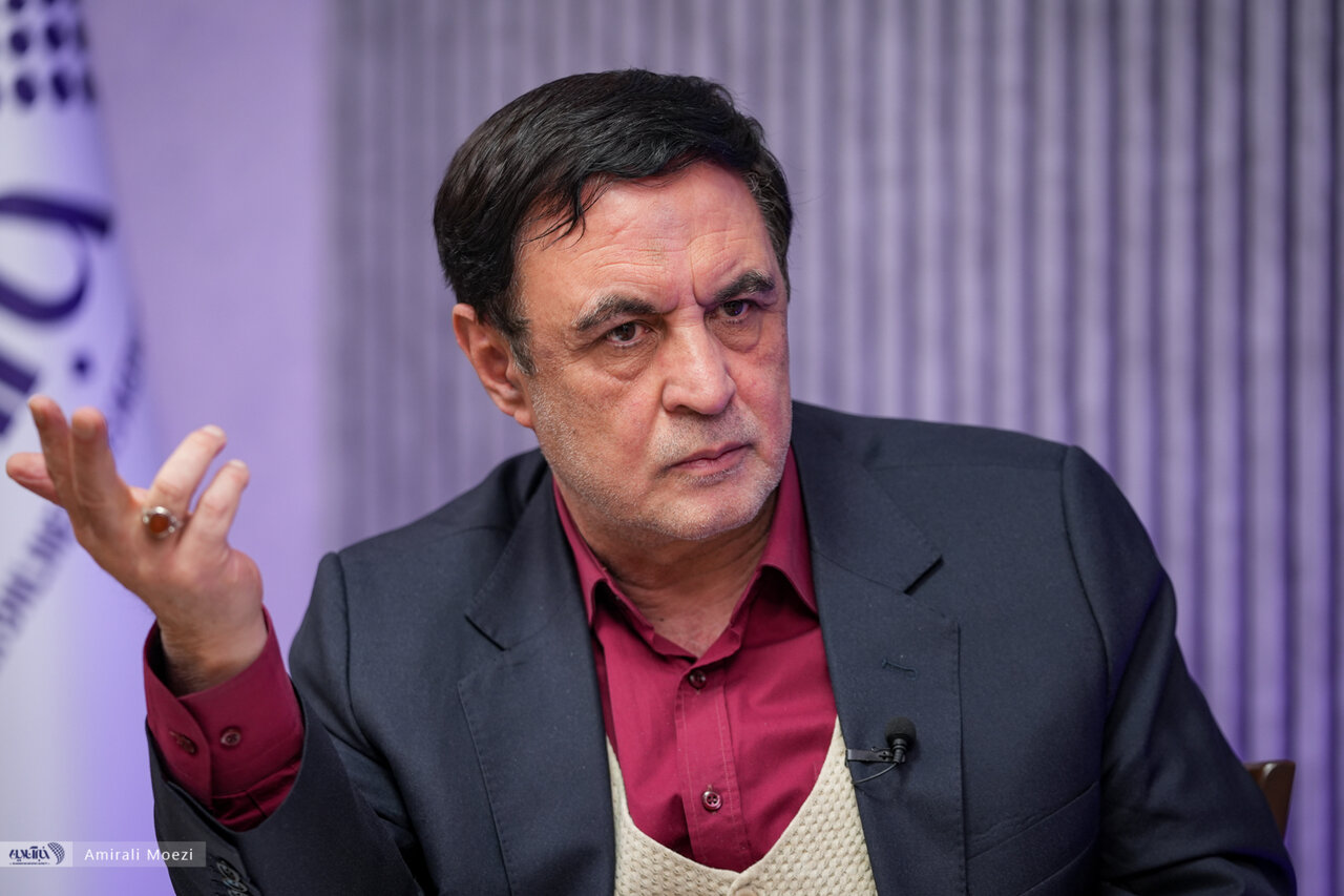 سمّ انتقاد علنی از مذاکره‌کنندگان به روایت تحلیلگر اصولگرا/ ایمانی: در میان منتقدین، اقلیتی «واجب‌المطب» هستند