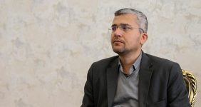 سخنگوی کمیسیون امنیت ملی: همه نیروهای جهان هم نمیتوانند کنترل تنگه هرمز را از ایران بگیرند