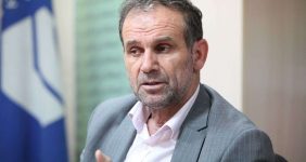 خبر یک نماینده درباره علت مجازی شدن آموزش مدارس و دانشگاه‌ها/ برای دشمن تفاوتی ندارد که دانشگاه، ورزشگاه یا زایشگاه را هدف قرار دهد