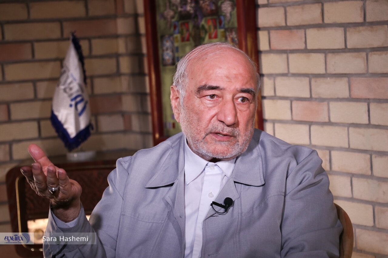 نخستین فرمانده سپاه: اگر سپاه زیر مجموعه دولت بود شاید منحل می‌شد/ اولین احکام فرماندهان را چه کسی امضا کرد؟