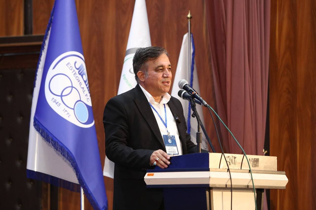 واکنش تاجرنیا به تعطیلی لیگ برتر؛ به پرسپولیس حق می‌دهم!