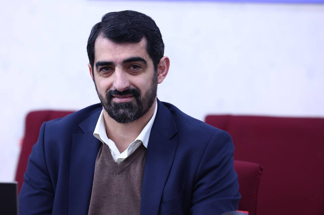 داوری: سرمربی یونانی می‌تواند قراردادش را فسخ کند اما...