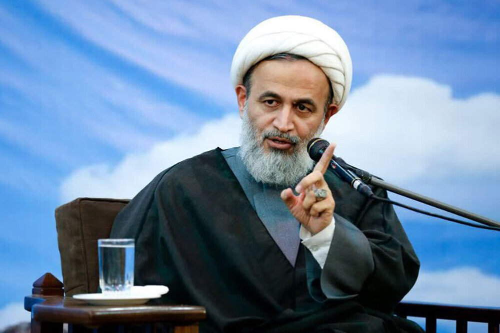 علیرضا پناهیان: گاهی رهبری فرمان نمی‌دهد، ما باید خودمان بفهمیم که چه کنیم