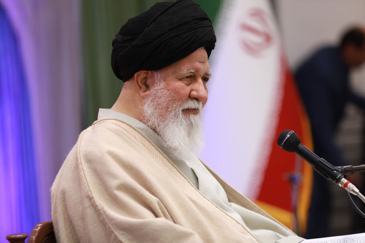 علم‌الهدی: شایعات اخیر درباره تنگه هرمز مردود است/ تجمعات تا اعلام نظر نهایی رهبر انقلاب تداوم یابد