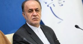 نایب رئیس مجلس: باید فرودگاه و شاه کشورهای منطقه که به دشمنان امکانات میدهند را هدف بگیریم/ اولین درآمد عوارض تنگه هرمز به حساب بانک مرکزی واریز شد