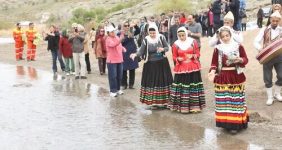 آیین باستانی «نوروز رودها» در قزوین برگزار شد
