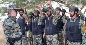 بازدید فرمانده نیروی زمینی ارتش از مناطق مرزی/ امیر سرتیپ جهانشاهی درباره درگیری دوباره جنگ چه هشداری داد؟