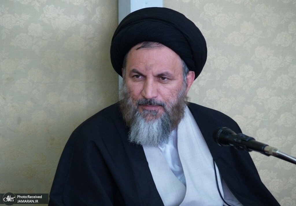 عضو مجلس خبرگان: گرانی ناشی از شرایط جنگ است/ دشمن می‌خواست مردم در فشار قرار بگیرند و فریادها علیه انقلاب بلند شود اما این اتفاق نیفتاد