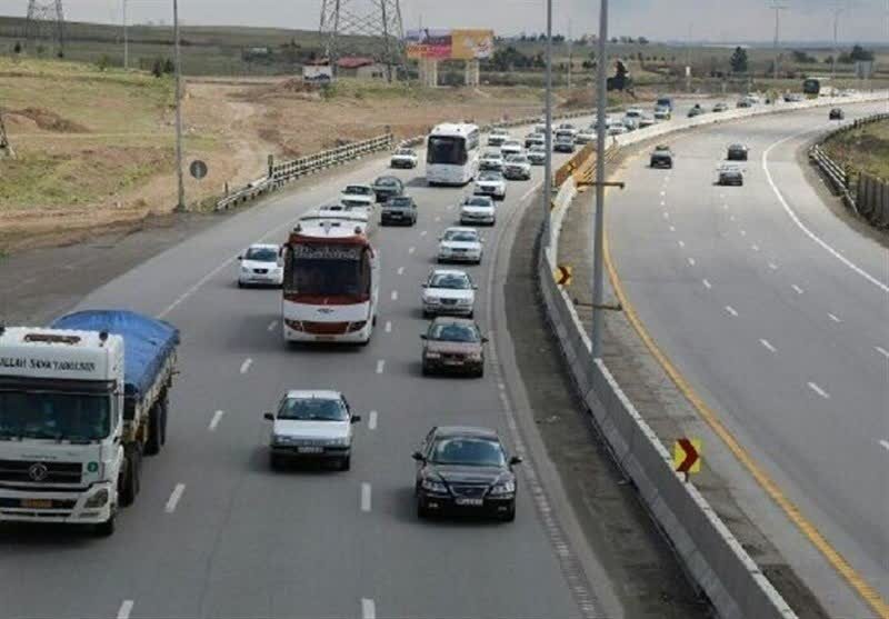 ثبت بیش از ۲.۹ میلیون تردد در محورهای مواصلاتی کردستان/ کاهش ۹ درصدی تردد بین استانی در فروردین ماه