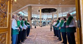برنامه های دهه کرامت در ایلام؛ از سرکشی به خانواده شهدا تا حضور خدام رضوی با پرچم متبرک