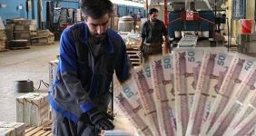 حداقل دستمزد کارگران در ۱۰ سال گذشته چه تغییری کرده است؟/ جدول تغییرات