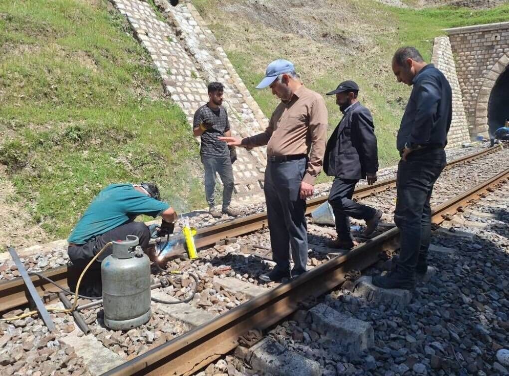 افزایش ایمنی خطوط ریلی با اجرای جوش شیار باریک در  راه‌آهن لرستان