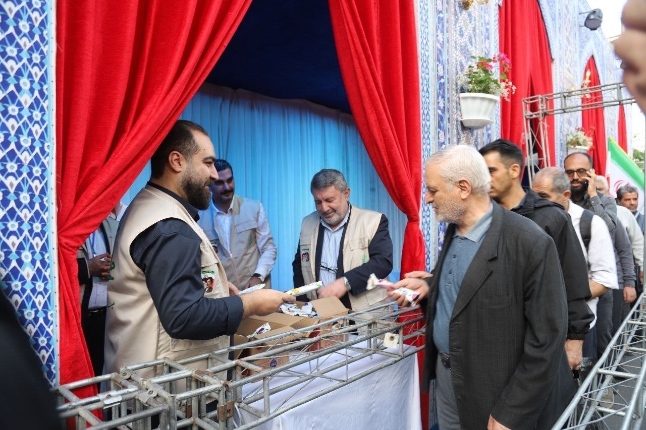 حضور چهره‌های دولت پزشکیان در اجتماع امام‌رضایی‌ها ؛ از حضرتی تا وزیر نفت + عکس