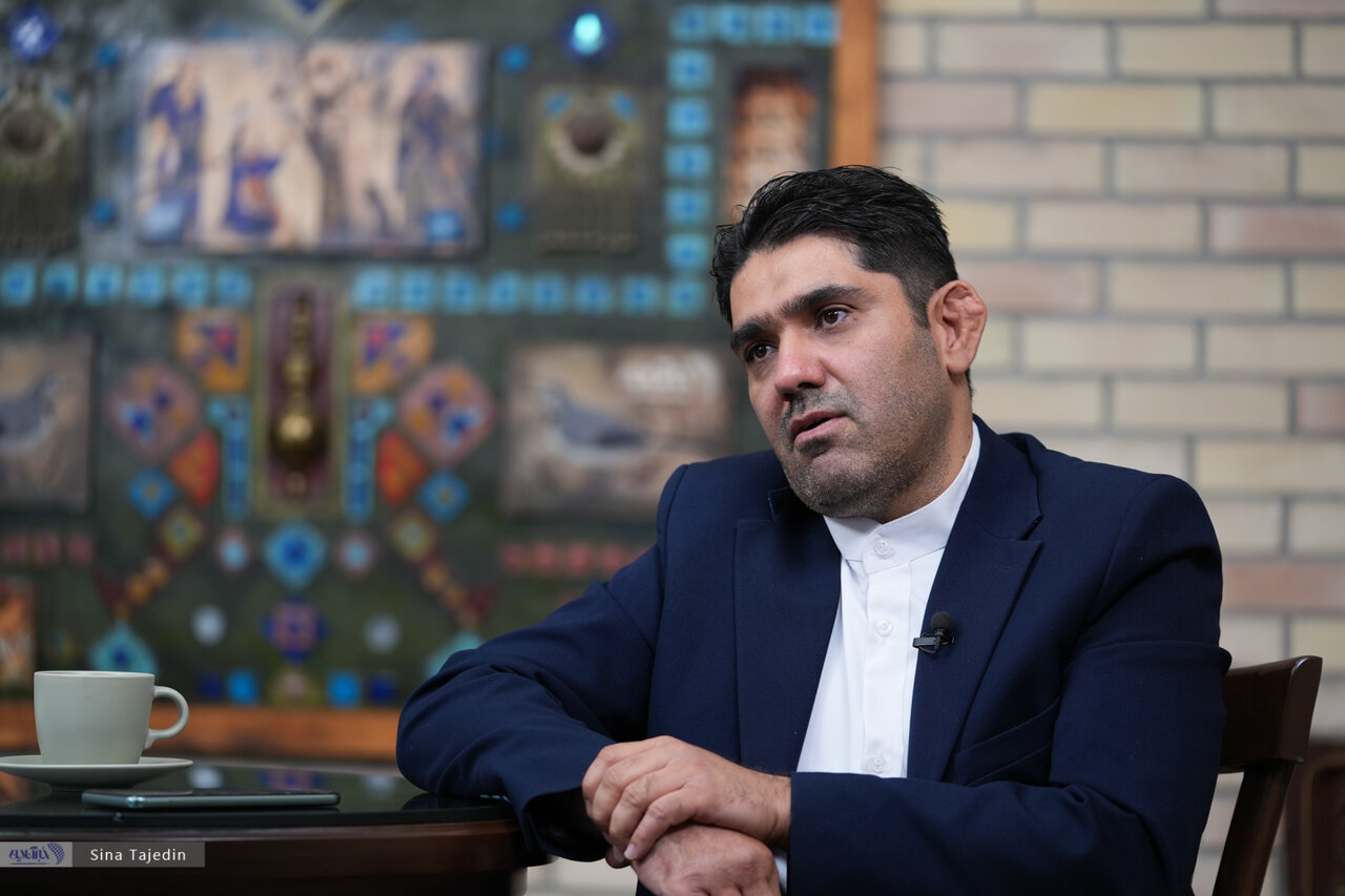 ببینید