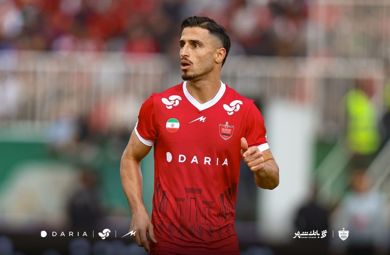 پرسپولیس با مهاجم تیم ملی به توافق رسید