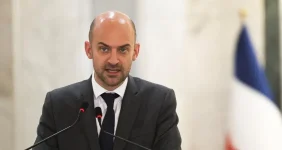 فرانسه: در طرح آمریکا در تنگه هرمز شرکت نمی‌کنیم