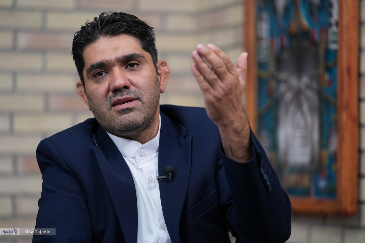 ببینید
